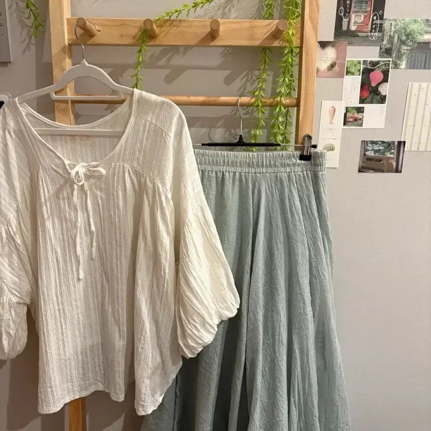 [BUNJANG] White Stingray Fit Blouse / 흰색 가오리핏 여리 블라우스