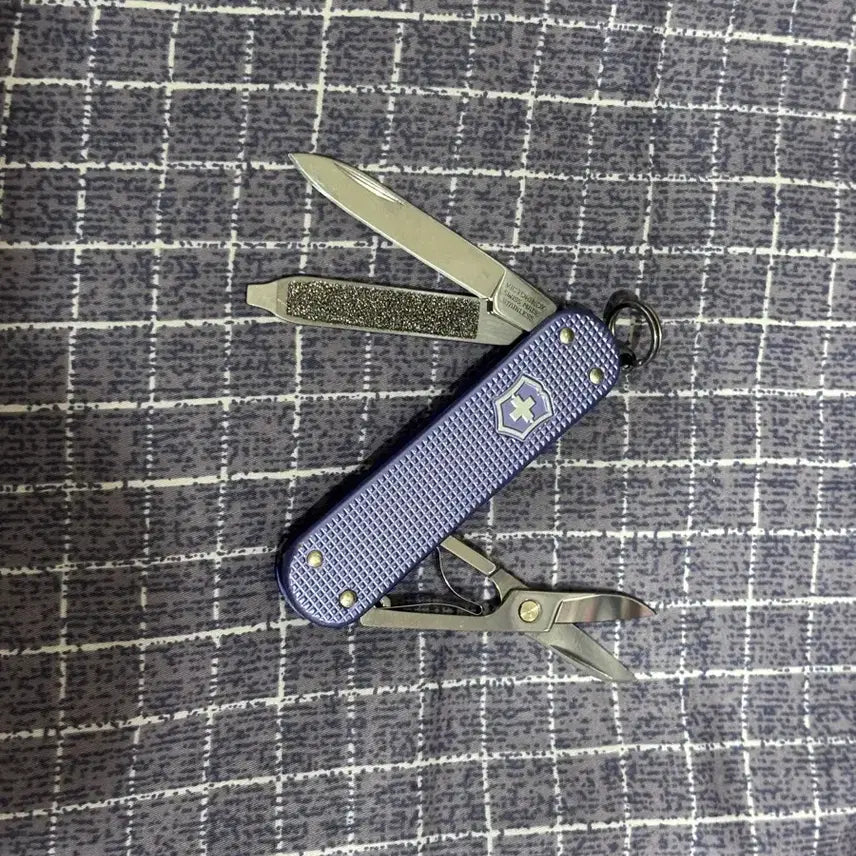 [BUNJANG] Victorinox Alox Minuteman Multitool Blue / 빅토리녹스 알록스 미니멀티툴 맥가이버칼 블루