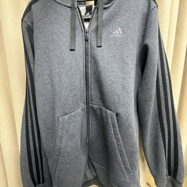 [BUNJANG] Adidas Authentic Zip-Up Jacket / 10만원정도에 구매한 아디다스 정품 집업! 입니다 :)