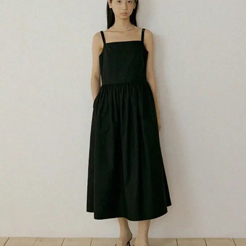 [BUNJANG] LINGSEOUL Black Bustier Shirring Dress Long One-Piece / 링서울LINGSEOUL 블랙 뷔스티에 셔링 드레스 롱원피스 55~66