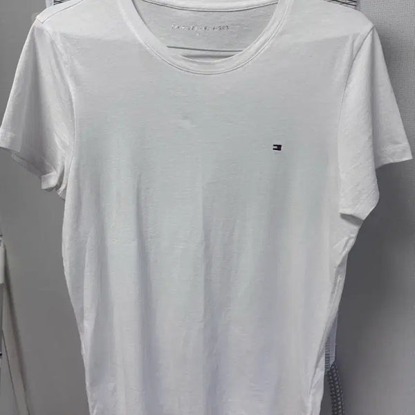 [BUNJANG] Tommy Hilfiger White Short Sleeve T-Shirt / 타미힐피거 흰색 반팔 티셔츠