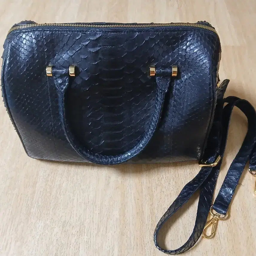 [BUNJANG] Bally Python Shoulder/Tote Bag / 27만원대 발리 파이톤100. 숄더겸 토트백