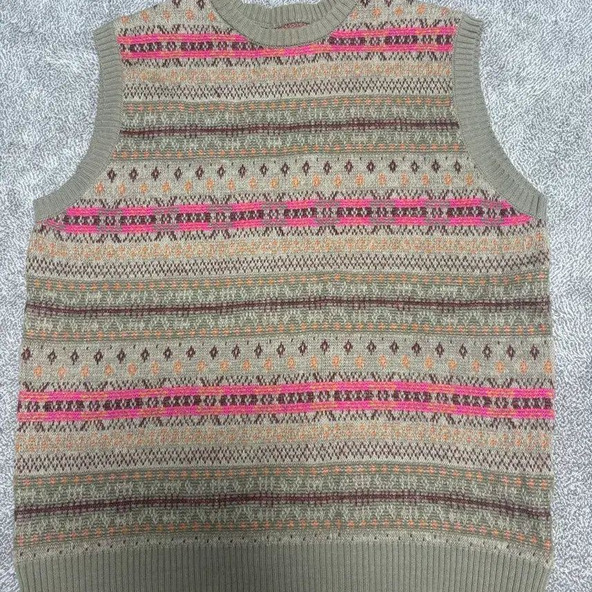[BUNJANG] Capital Fair Isle Vest / 캐피탈 본 페어아일 베스트