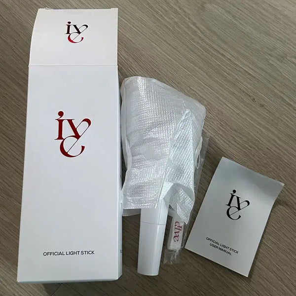 [BUNJANG] IVE 1st Generation Official Light Stick Ver.1 / 아이브 1기 응원봉 ver.1