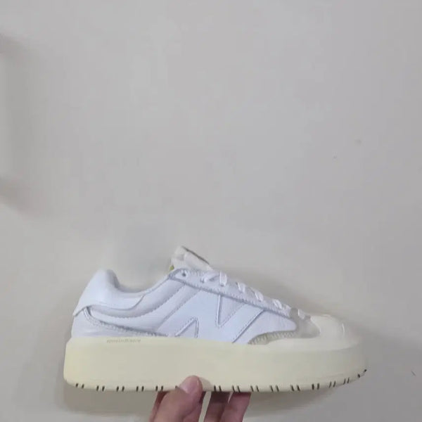 [BUNJANG] New Balance 302 Platform White Moonbeam Sneakers / [245] 뉴발란스 302 플랫폼 화이트문빔ㅡ단종매물,최저가