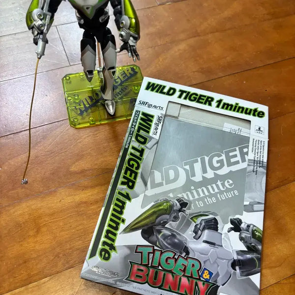 [BUNJANG] Bandai SHF Wild Tiger Tiger & Bunny Figure / 타이거앤버니 반다이 SHF 와일드타이거 1 minute
