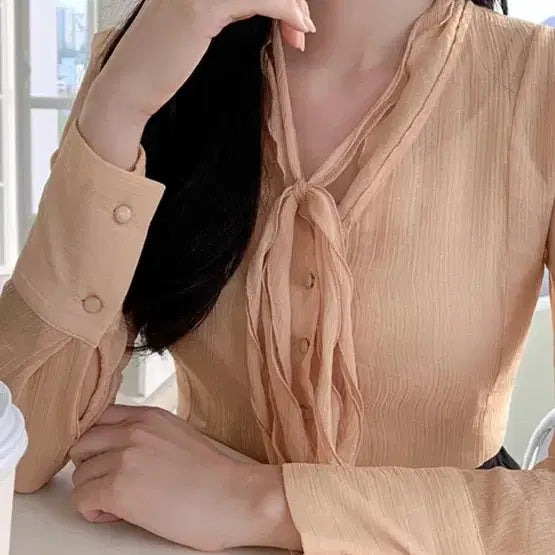 [BUNJANG] Attrangs Yoryu Chiffon Ribbon Tie Blouse with Inner / 아뜨랑스 요루 쉬폰 리본 타이 블라우스 이너포함
