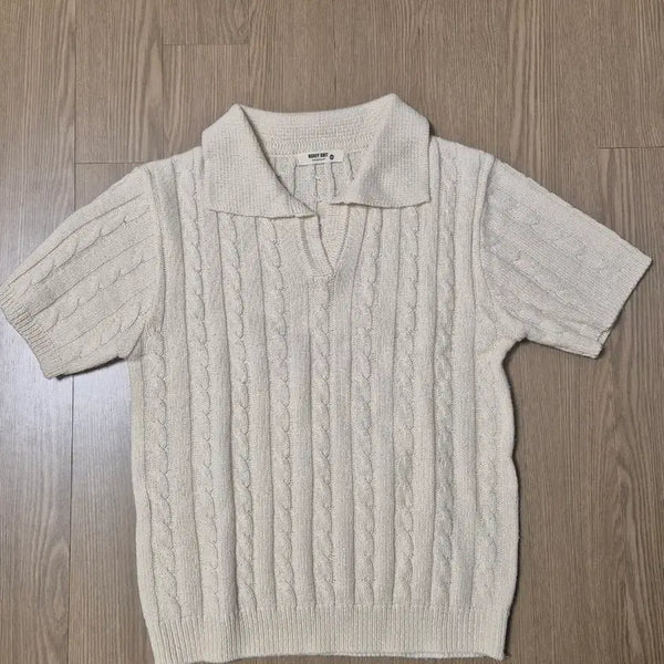 [BUNJANG] Ivory Cable Short-Sleeve Knit / 아이보리 케이블 반팔 니트