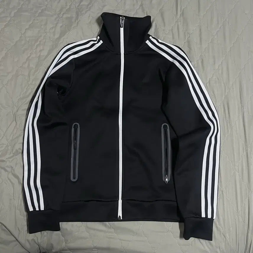[BUNJANG] Adidas Track Top Black (Logo Removed) / 아디다스 져지 블랙 90 (로고X) 집업 트랙탑 삼선 트레이닝복