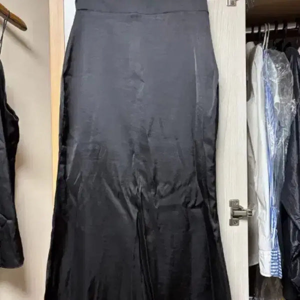 [BUNJANG] Satin Two-Piece Set / 샤틴투피스