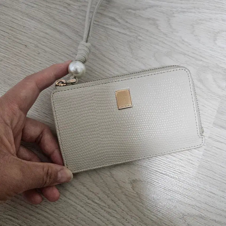[BUNJANG] Couronne Pearl Handle Card Wallet / 쿠론 카드지갑-GS반택포함
