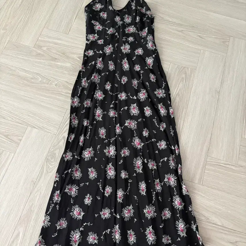 [BUNJANG] Memo Official Halter Neck Dress / 메모오피셜(memo) 원피스 착샷있음