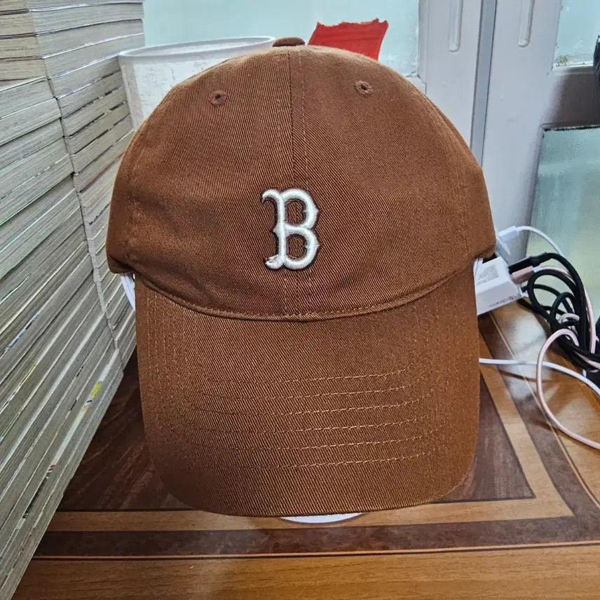 [BUNJANG] MLB Rookie Unstructured Brown Ball Cap / MLB 브라운 볼캡