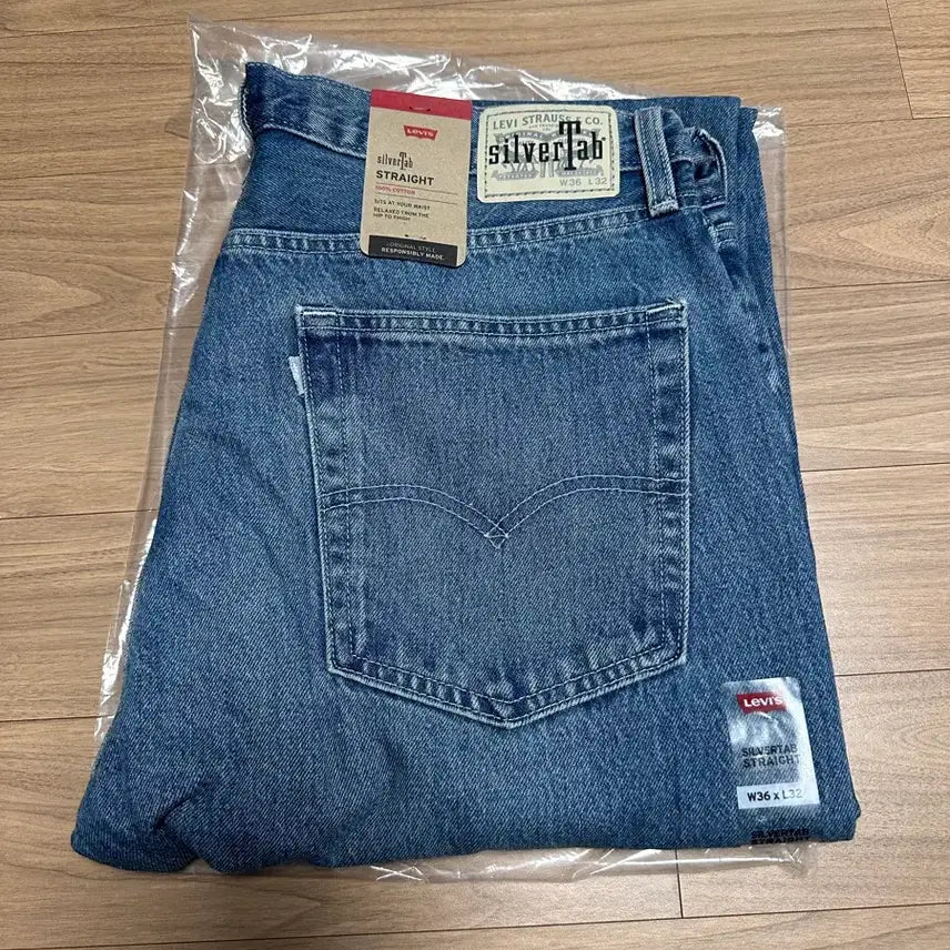 [BUNJANG] Levi's SilverTab Straight Fit Jeans 36x32 / 36x32 리바이스 실버탭 스트레이트 A3666 0000