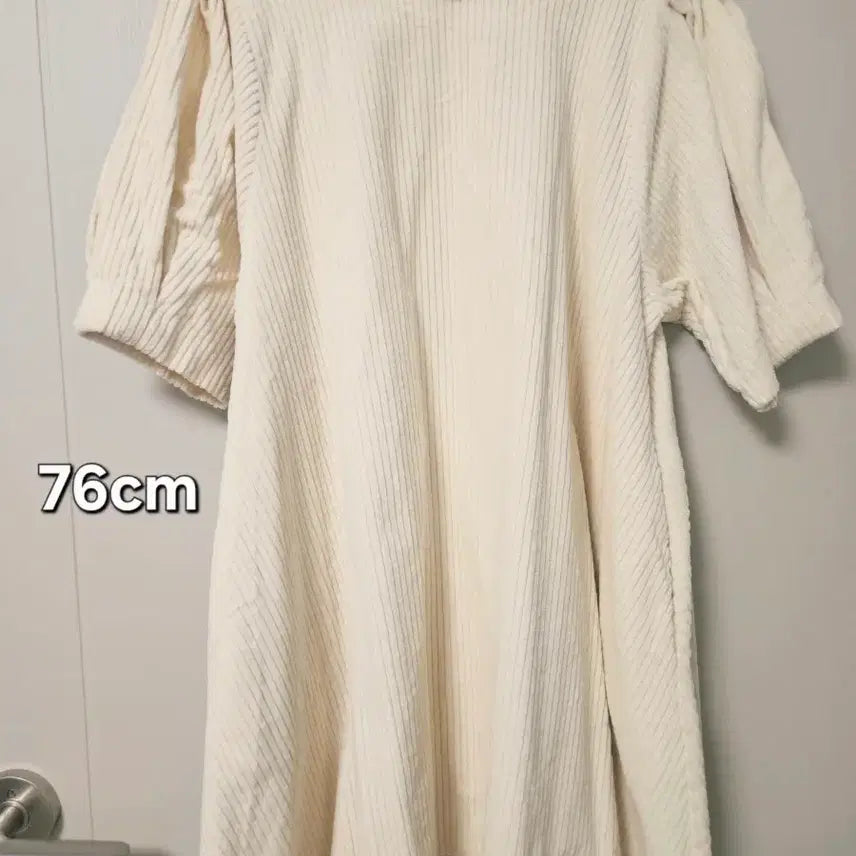 [BUNJANG] Ivory Corduroy Puff Sleeve Dress / 아이보리 코듀로이 퍼프소매 원피스