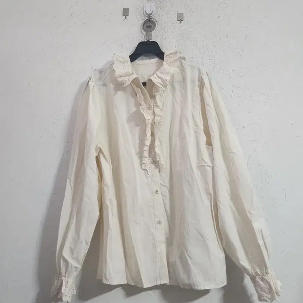 [BUNJANG] Lace Frill Blouse Ivory / 레이스 프릴 블라우스 아이보리