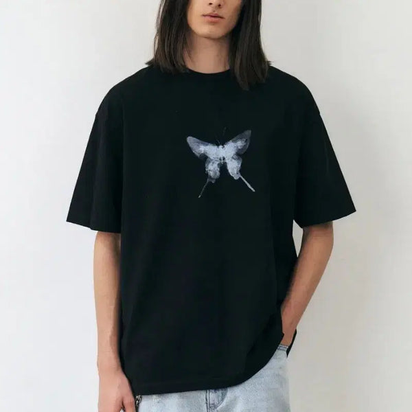 [BUNJANG] In Silence Black Butterfly Print Short Sleeve T-Shirt / 인사일런스 검정색 나비 프린팅 반팔 티셔츠