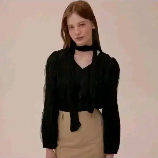 [BUNJANG] Your Name Here Black Lace Tie Blouse / 유어네임히얼 살안타템 블랙 레이스 타이 블라우스