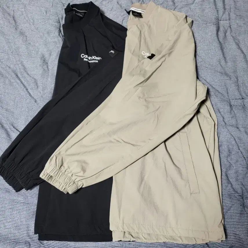 [BUNJANG] Calvin Klein Men's Woven Sweatshirt Warm-up Windbreaker Anorak (Size L) / 캘빈클라인 L (105-110) 우븐맨투맨 웜업 바람막이 아노락 (2장)