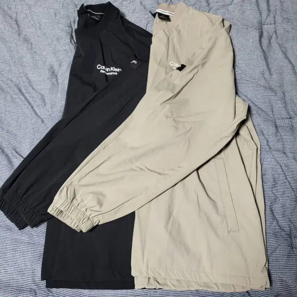 [BUNJANG] Calvin Klein Men's Woven Sweatshirt Warm-up Windbreaker Anorak (Size L) / 캘빈클라인 L (105-110) 우븐맨투맨 웜업 바람막이 아노락 (2장)