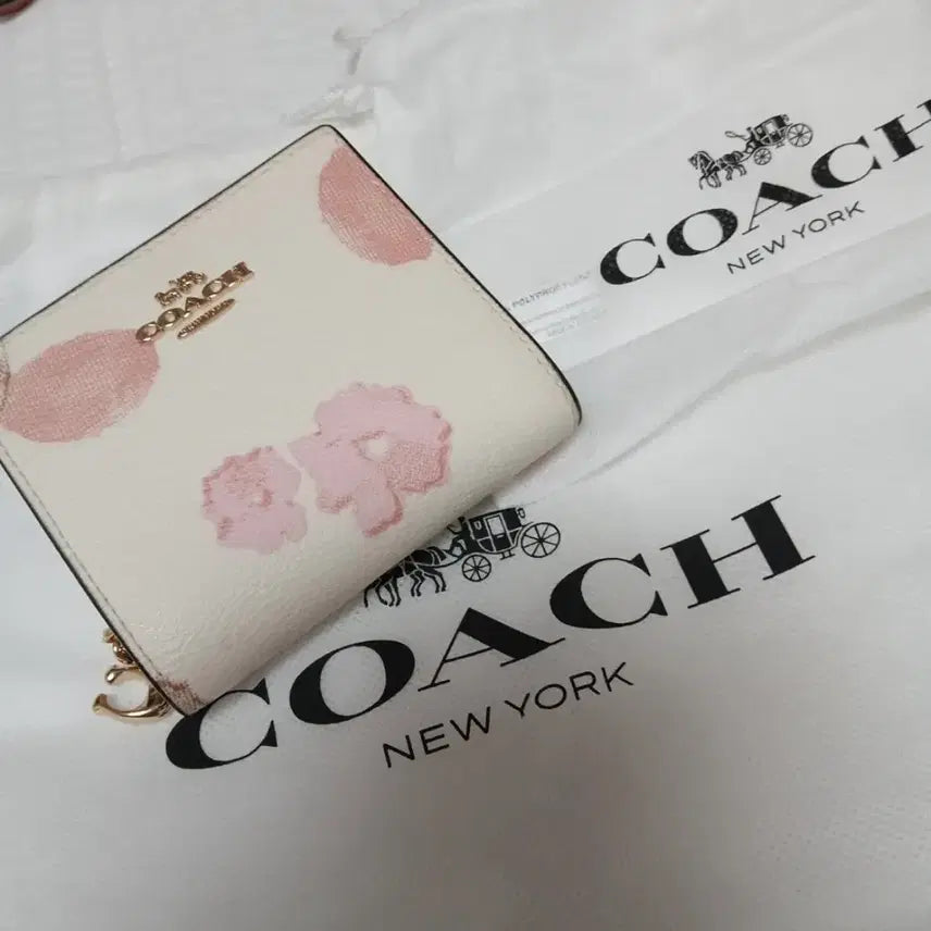 [BUNJANG] Coach Floral Bifold Wallet / 코치 플로럴 반지갑