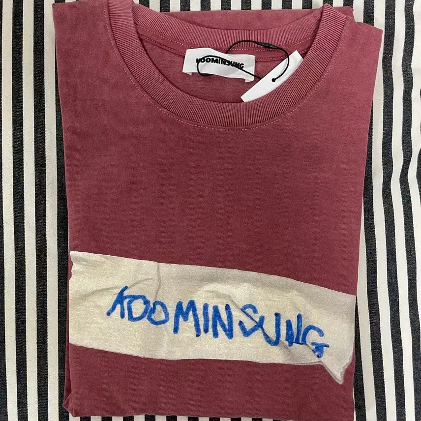 [BUNJANG] M Size Indian Red Tape T-Shirt / [M]구민성 테이프티셔츠 인디언레드