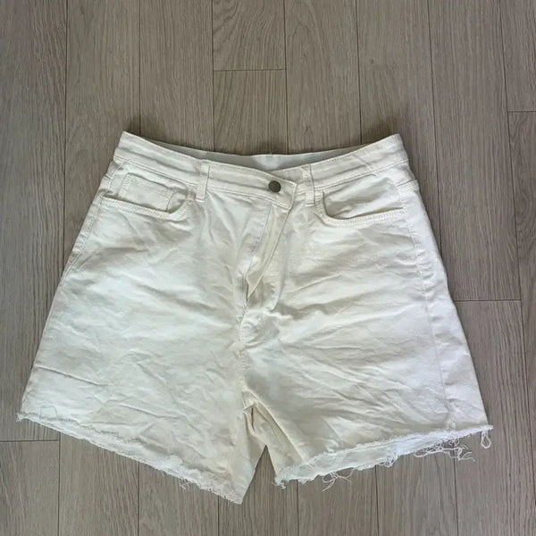 [BUNJANG] Ivory Denim Shorts / 아이보리 데님 반바지