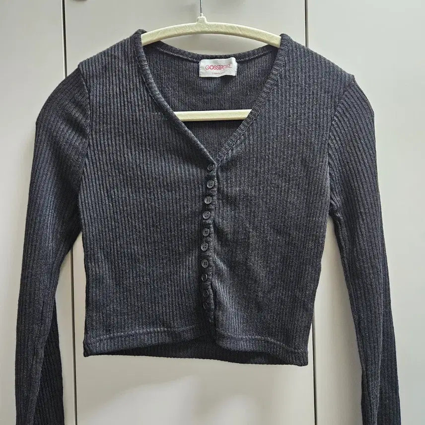 [BUNJANG] Unicon Ribbed Crop Knit Cardigan Black / 에이블리 유니콩 골지 크롭 니트 가디건  (새상품)