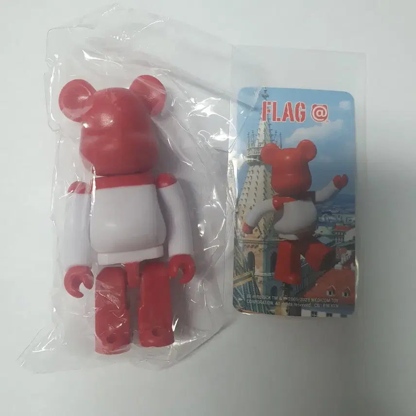 [BUNJANG] Bearbrick Series 47 Austria Flag Vinyl / 베어브릭 47탄 플래그