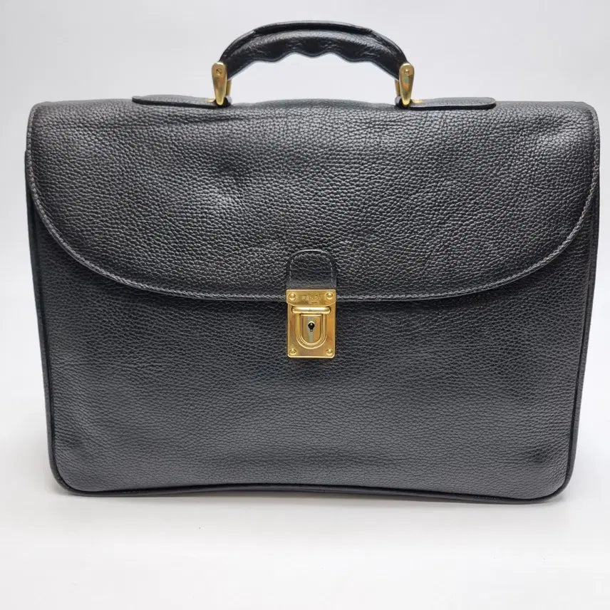 [BUNJANG] Fendi Black Leather Gold Hardware Briefcase / 펜디 FENDI 레더 금장 브리프케이스 남녀공용 서류가방(올드머니룩,희소