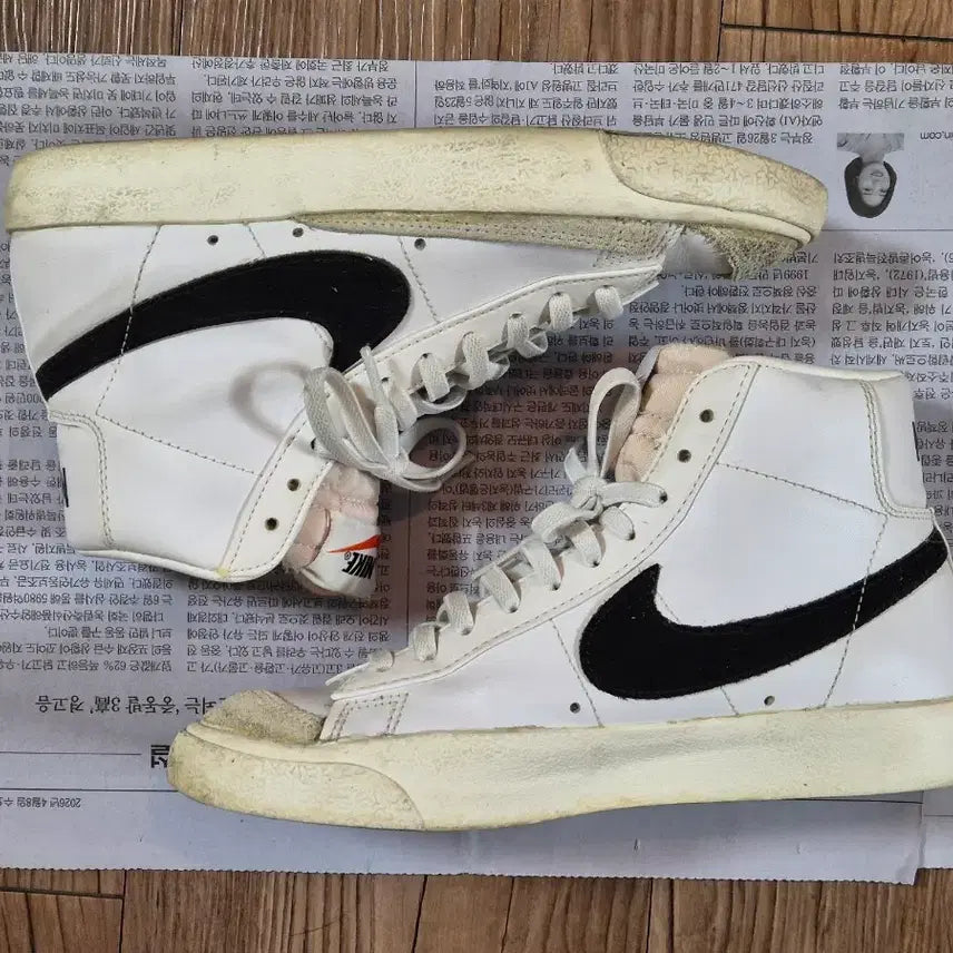 [BUNJANG] Nike Blazer Mid 77 Vintage White/Black / (235) 나이키 블레이저 미드 77 빈티지 화이트블랙