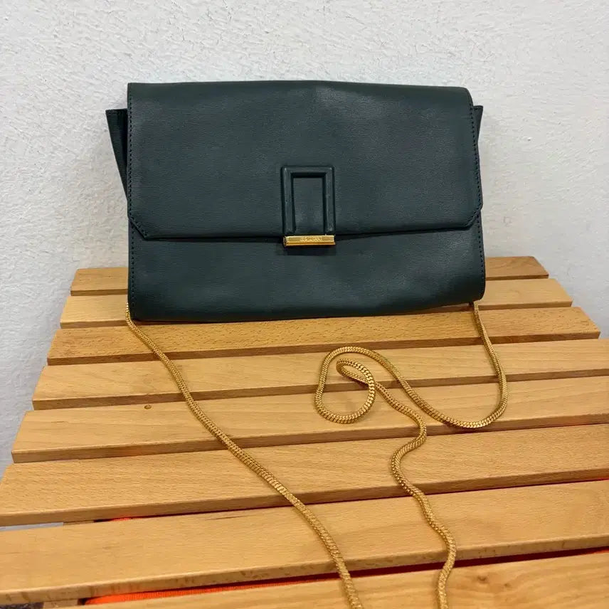 [BUNJANG] Couronne Tiana Crossbag / 쿠론(티아나 크로스백)