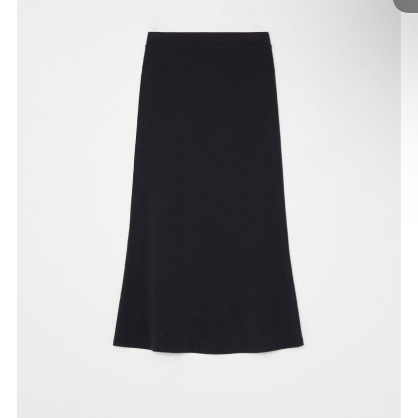 [BUNJANG] Selly & Lyon Soft Long Skirt (Black) / [셀리앤리옹]소프트 롱 스커트(블랙)