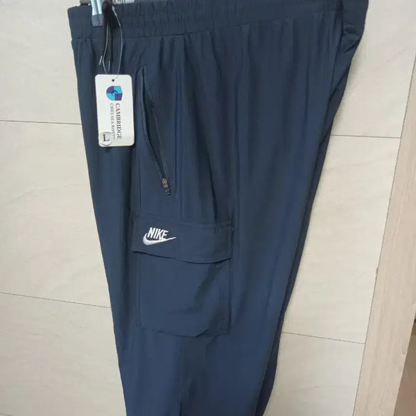 [BUNJANG] Nike Navy Cargo 7/10ths Length Pants L / 나이키 네이비 카고형 7부 팬츠 L 군청색  새상품