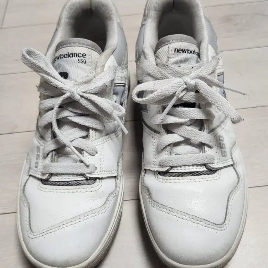 [BUNJANG] New Balance 550 White Sneakers (240) / 뉴발란스 550 흰색 운동화 240