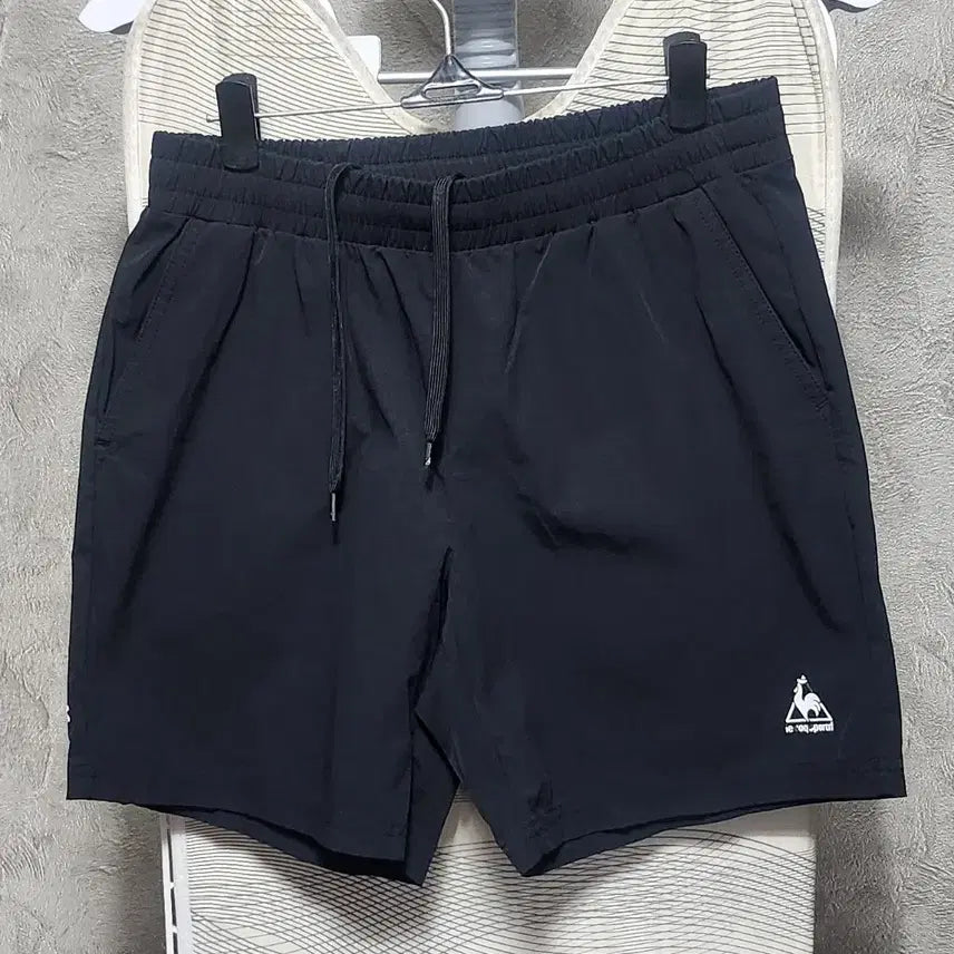 [BUNJANG] Le Coq Sportif Black Shorts / 르꼬끄 스포르티브 블랙 반바지