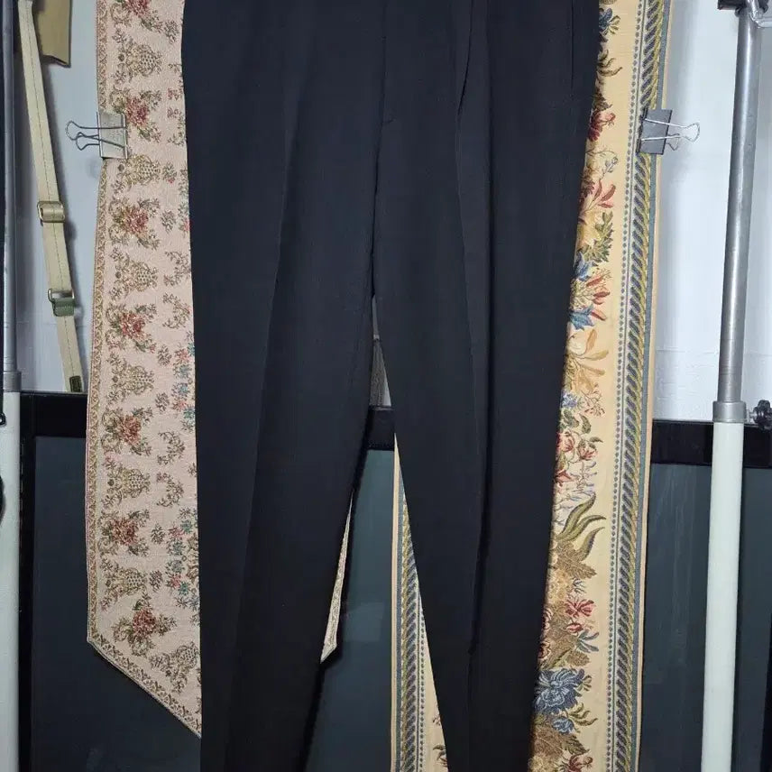 [BUNJANG] Classic Tapered Fit Breathable Slacks Dress Pants / 35 클래식 테이퍼드핏 통기성 슬랙스 정장 바지