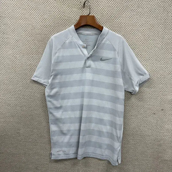 [BUNJANG] Nike Golf Performance Short Sleeve Polo Shirt (Size 100) / 나이키 골프 기능성 반팔카라티 100 D02570