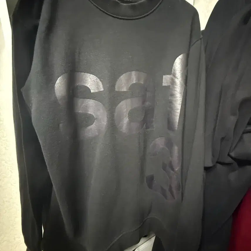 [BUNJANG] Safari Spot Sweatshirt Black / 사파리스팟 맨투맨 블랙