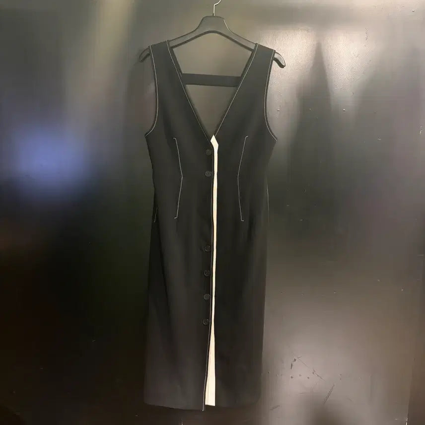 [BUNJANG] Bewear Mansion Stitch Button Dress / 비뮤즈맨션 스티치 버튼 원피스