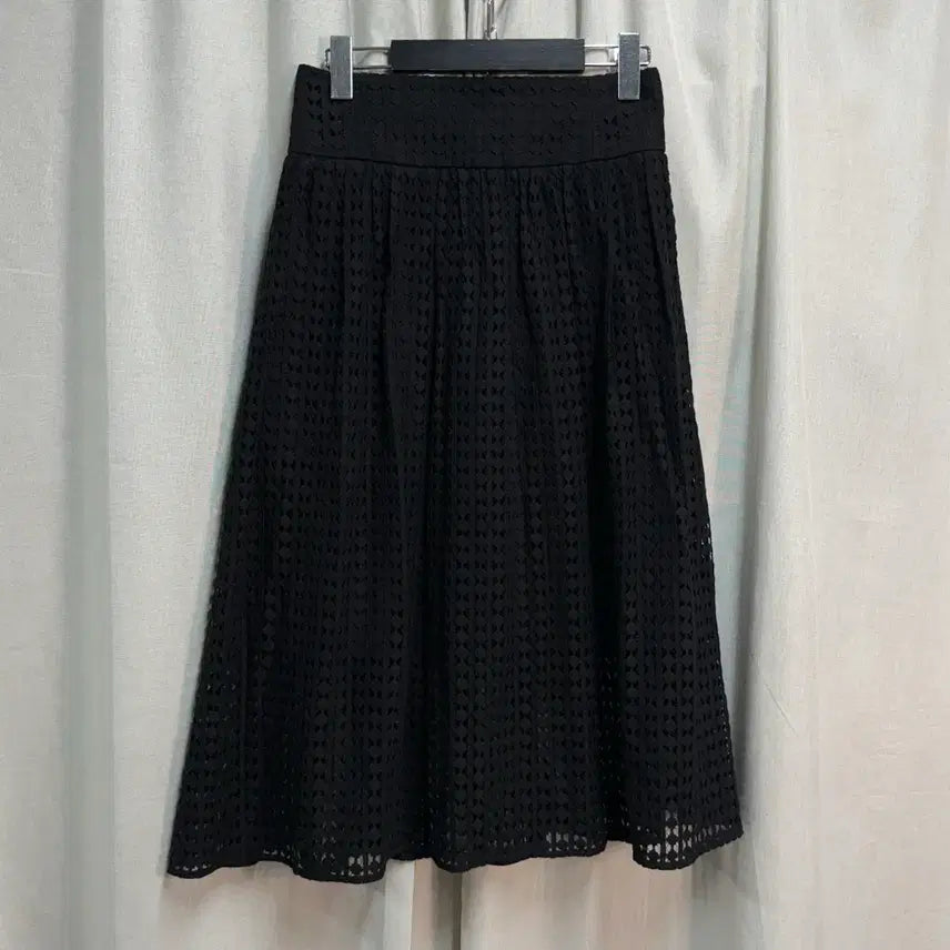[BUNJANG] MICHA Lace Punching See-through Long Skirt / MICHA (미샤) 레이스 펀칭 시스루 롱 스커트 치마