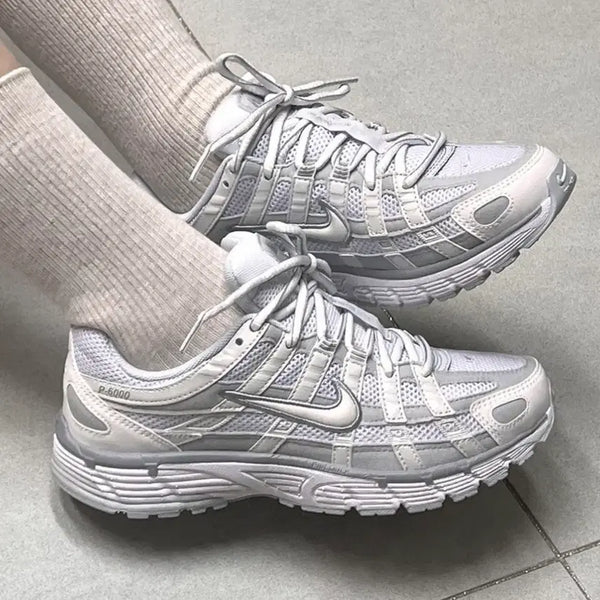 [BUNJANG] Nike P-6000 Metallic White Grey / 나이키 P-6000 메탈릭 화이트 그레이 230