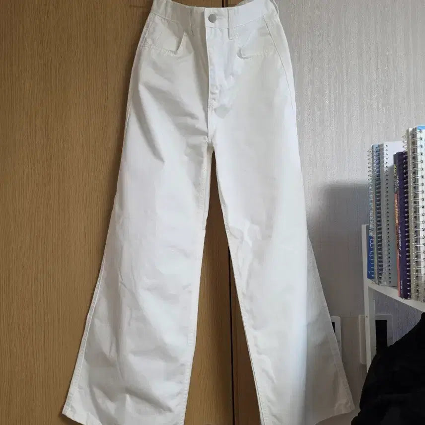 [BUNJANG] Deventi White Denim Pants / [새상품] 드벤티 화이트 데님 팬츠 (94,000)