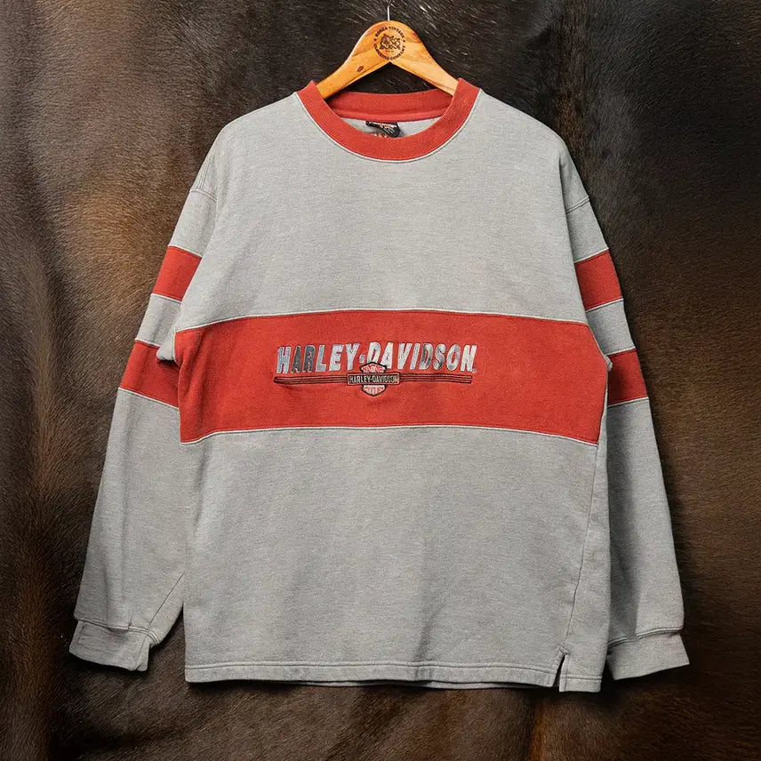 [BUNJANG] Harley-Davidson Embroidered Logo Crewneck Sweatshirt / [105] 90s 할리데이비슨 자수 로고 크루넥 스웻셔츠