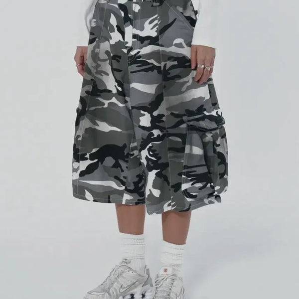 [BUNJANG] Suede Wide Cargo Shorts [White Camo] / 스웨이드 WIDE CARGO SHORTS [WHITE CAMO]