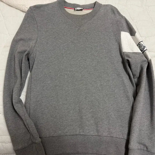 [BUNJANG] Moncler Gamme Bleu Sweatshirt / 몽클레어 감마블루맨투맨