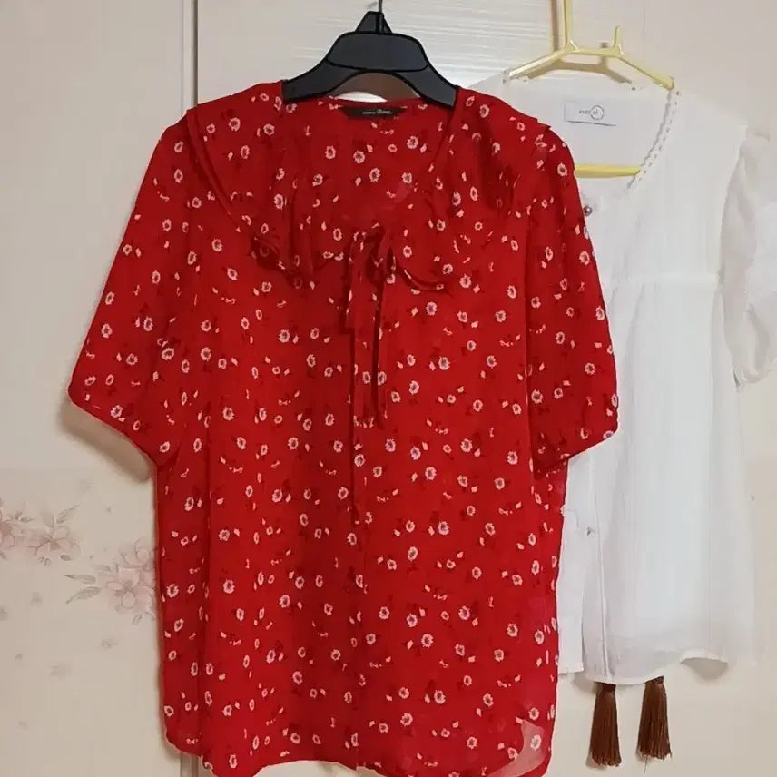 [BUNJANG] Roem Red Floral Blouse / 로엠 빨강 플라워  블라우스