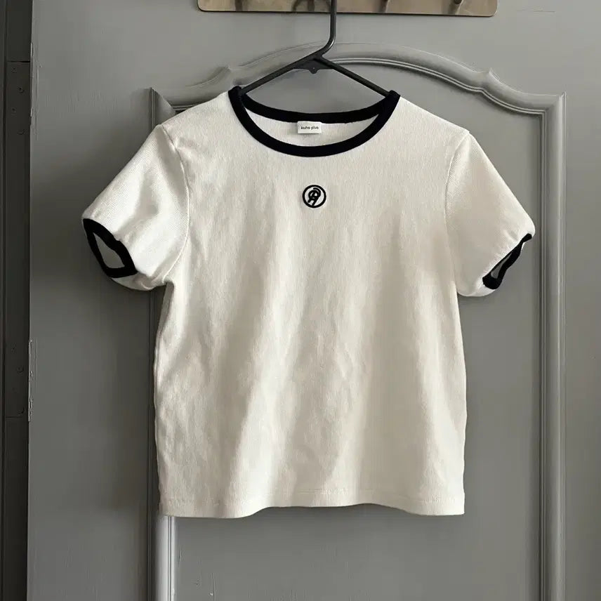 [BUNJANG] KUHO Plus 2024 Short Sleeve T-Shirt Size 001 / 24년 구호 플러스 반팔 001사이즈