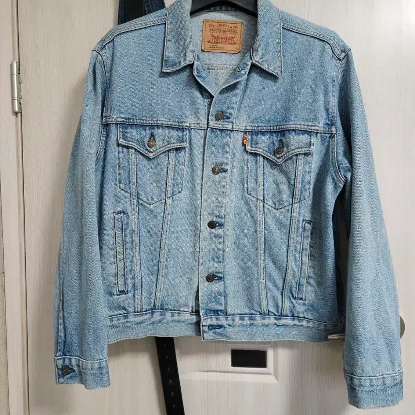 [BUNJANG] Levi's Orange Tab Trucker Denim Jacket Size 46 / 00s 오렌지탭 트러커 46 사이즈 리바이스 청자켓