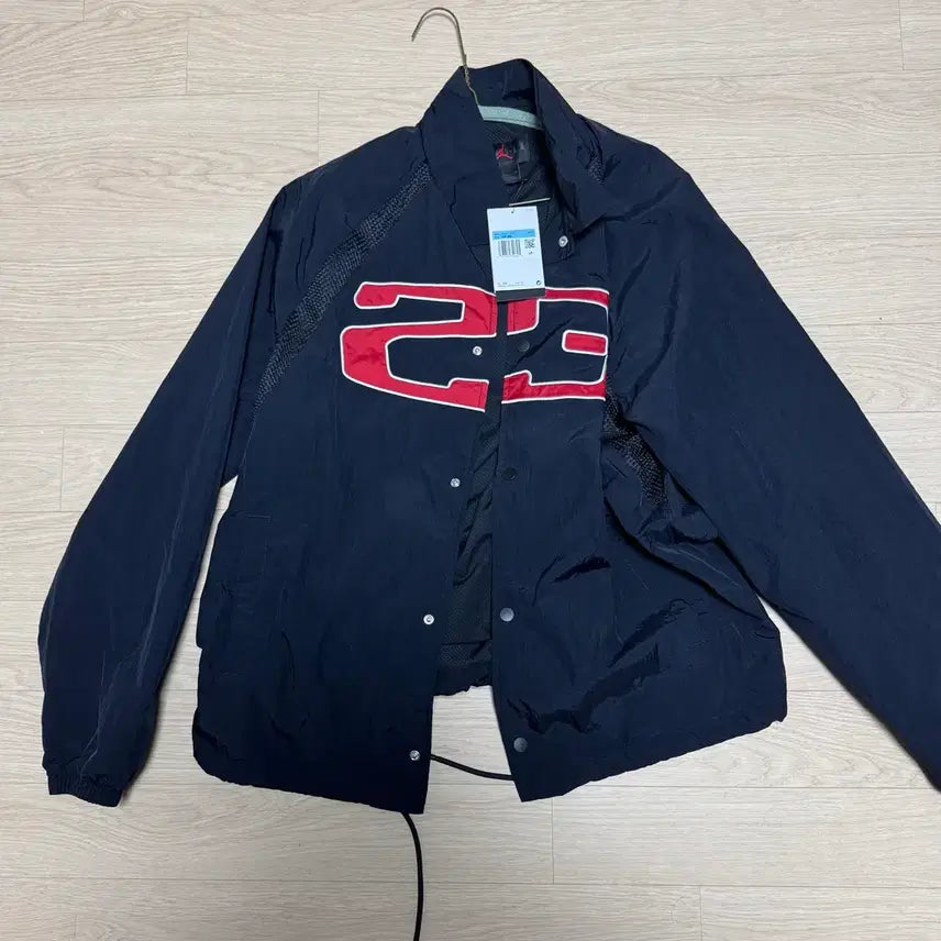 [BUNJANG] Jordan Essentials Coach Jacket - Size M / 조던 에센셜 코치 자켓 M